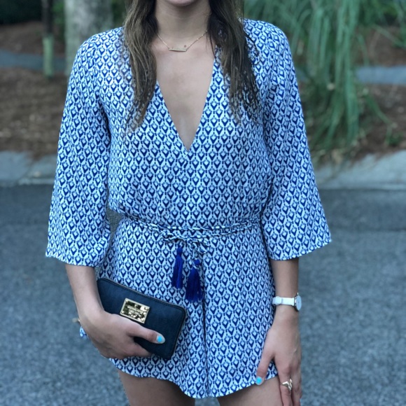 Olivaceous Blue & White patterned open back Romper - Picture 5 of 7